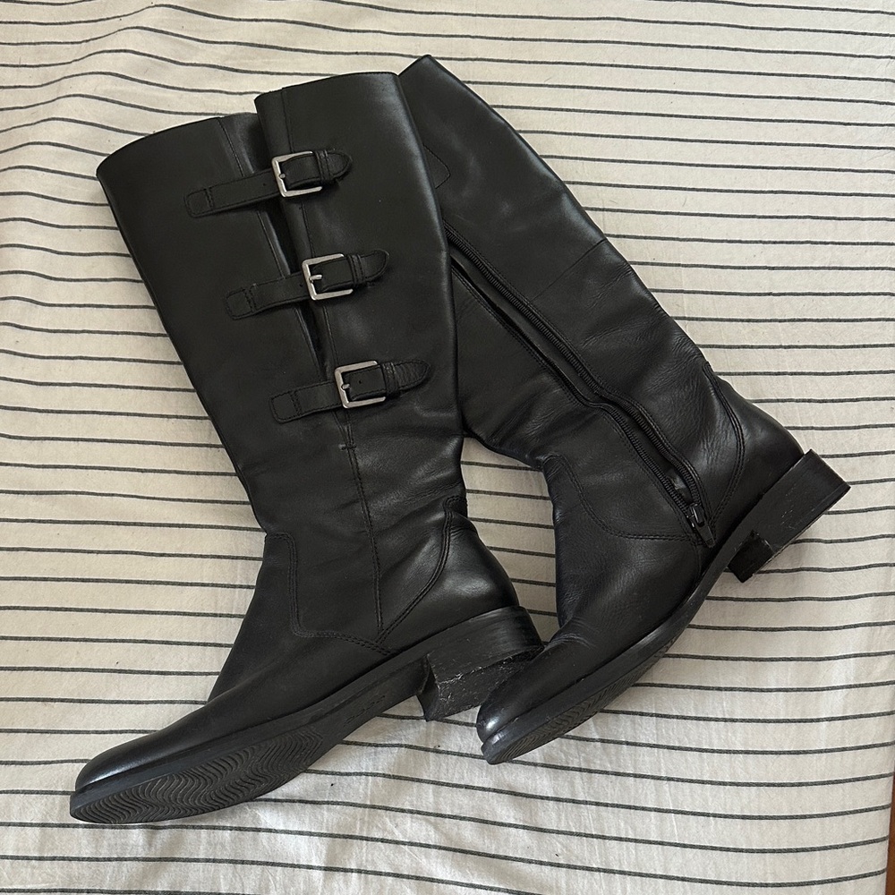 Women's Black Leather Knee-High Boots
